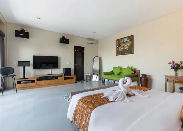 Mayasari 6 Bed Вилла Нуса-Дуа
